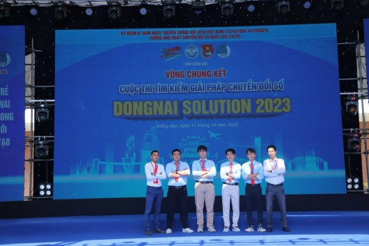 Đề tài sinh viên ngành Công nghệ thông tin  lọt vào chung kết cuộc thi chuyển đổi số tỉnh Đồng Nai - 2023