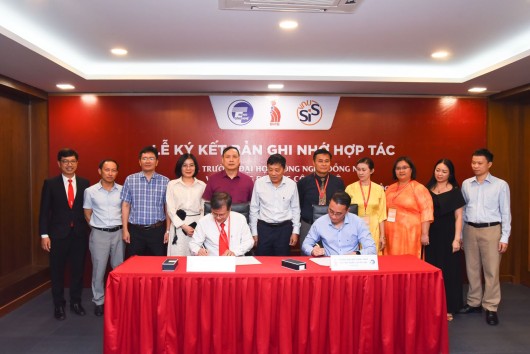 LỄ KÝ KẾT THỎA THUẬN HỢP TÁC (MOU) GIỮA TRƯỜNG ĐẠI HỌC CÔNG NGHỆ ĐỒNG NAI (DNTU) VÀ TRƯỜNG ĐẠI HỌC CÔNG NGHỆ, ĐẠI HỌC QUỐC GIA HÀ NỘI