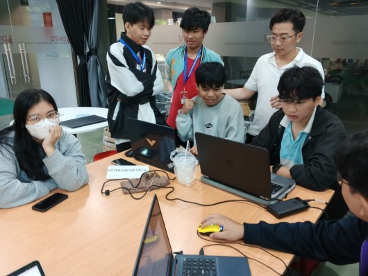 Sinh viên ngành Công nghệ thông tin: áp dụng kiến thức chuyên môn, kỹ năng phục vụ cộng đồng