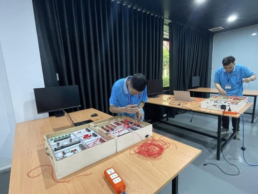 Thực hành môn lập trình PLC